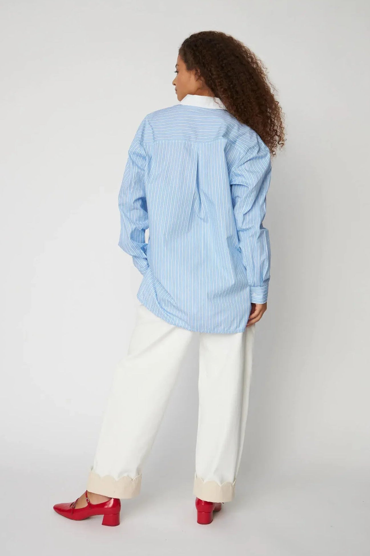 Stella Nova-Striped Shirt with Scallops in Creme Blue Stripes