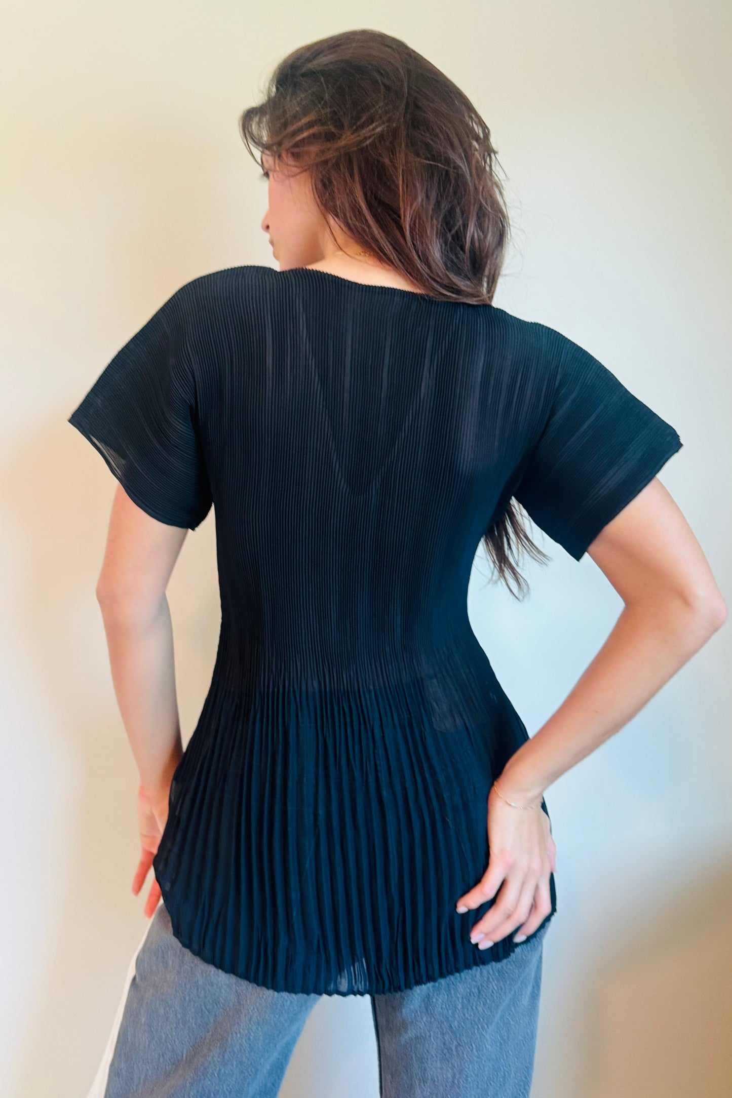Nin Studio Medusa Top in Black