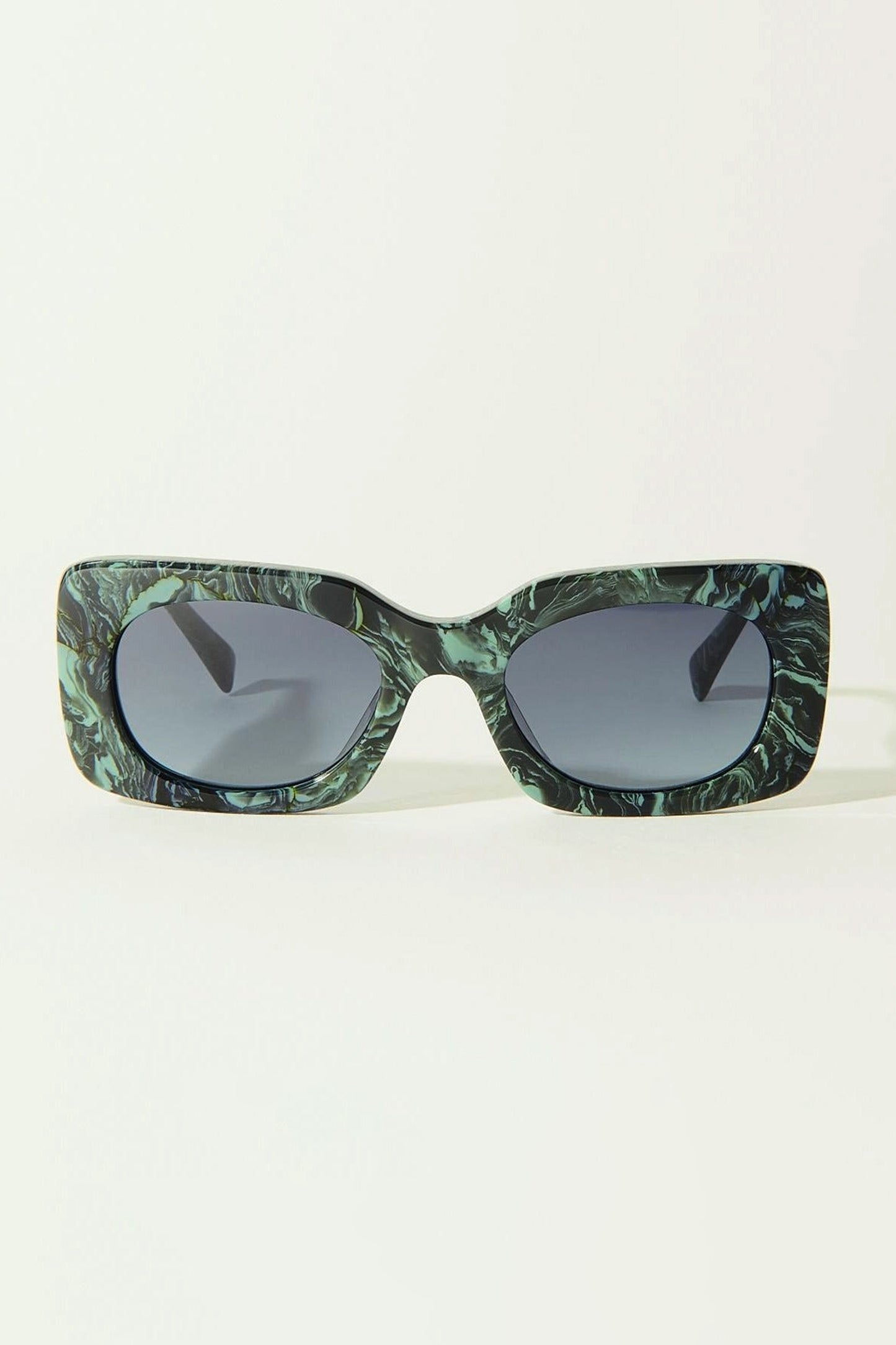 Wolfspout-Iris -Verde Palma Green Sunglasses