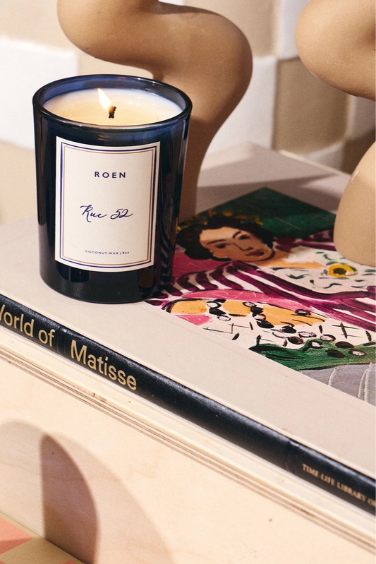ROEN Rue 52 Candle