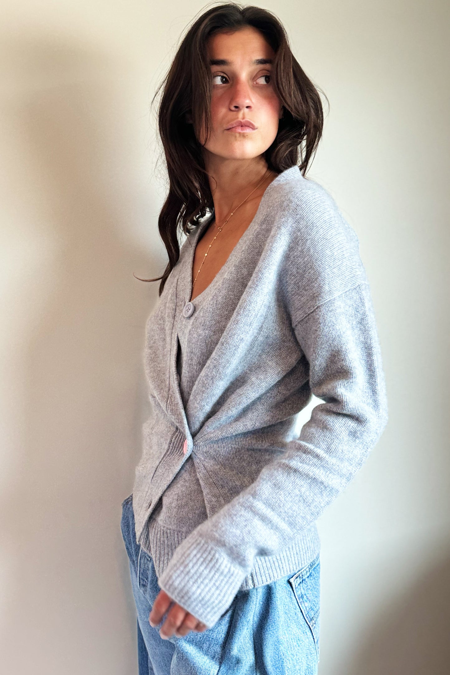 Wear Cissa The Cardigan 100% Cashmere in Grey