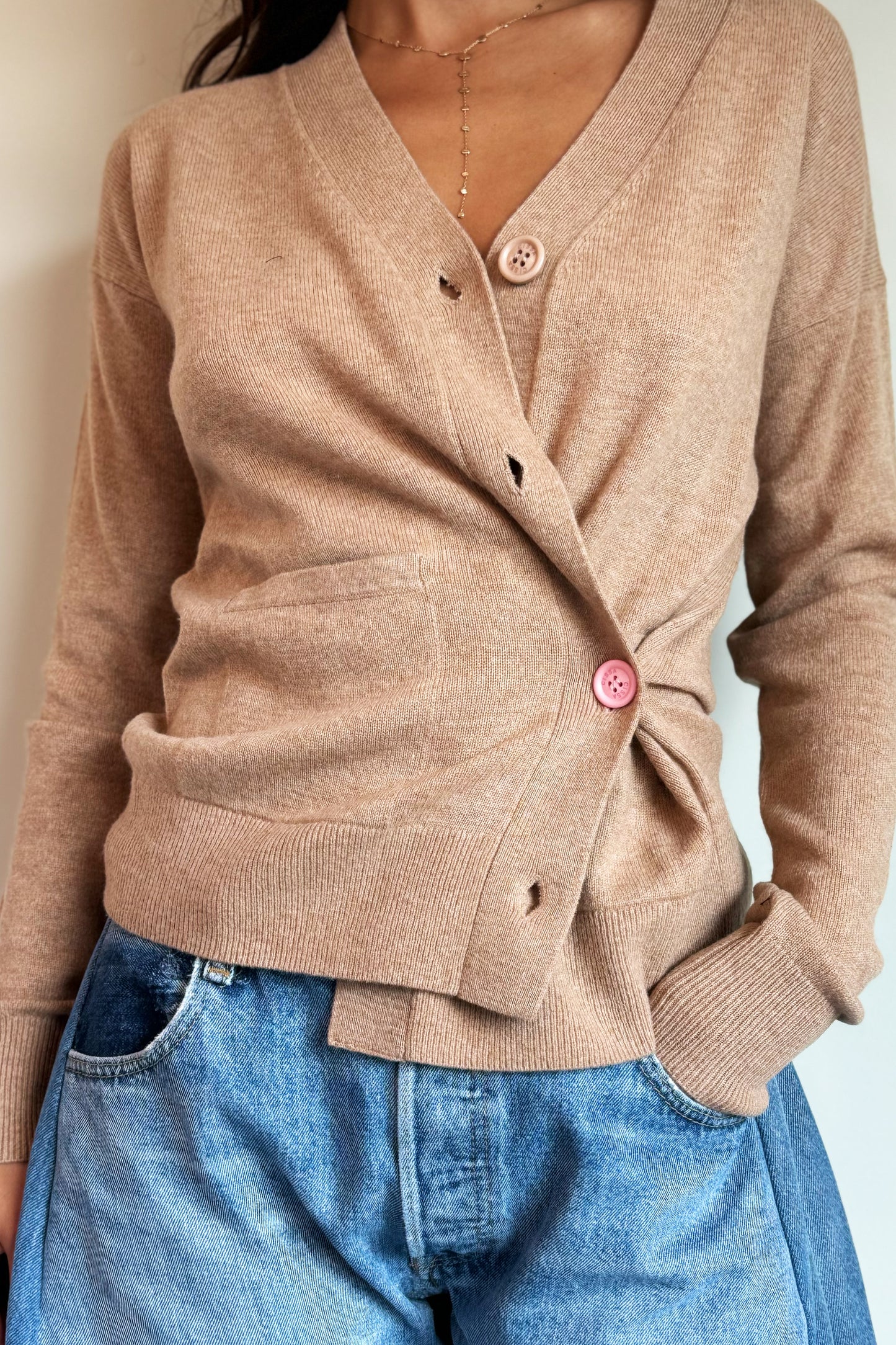 Wear Cissa The Cardigan Cashmere Blend in Almond